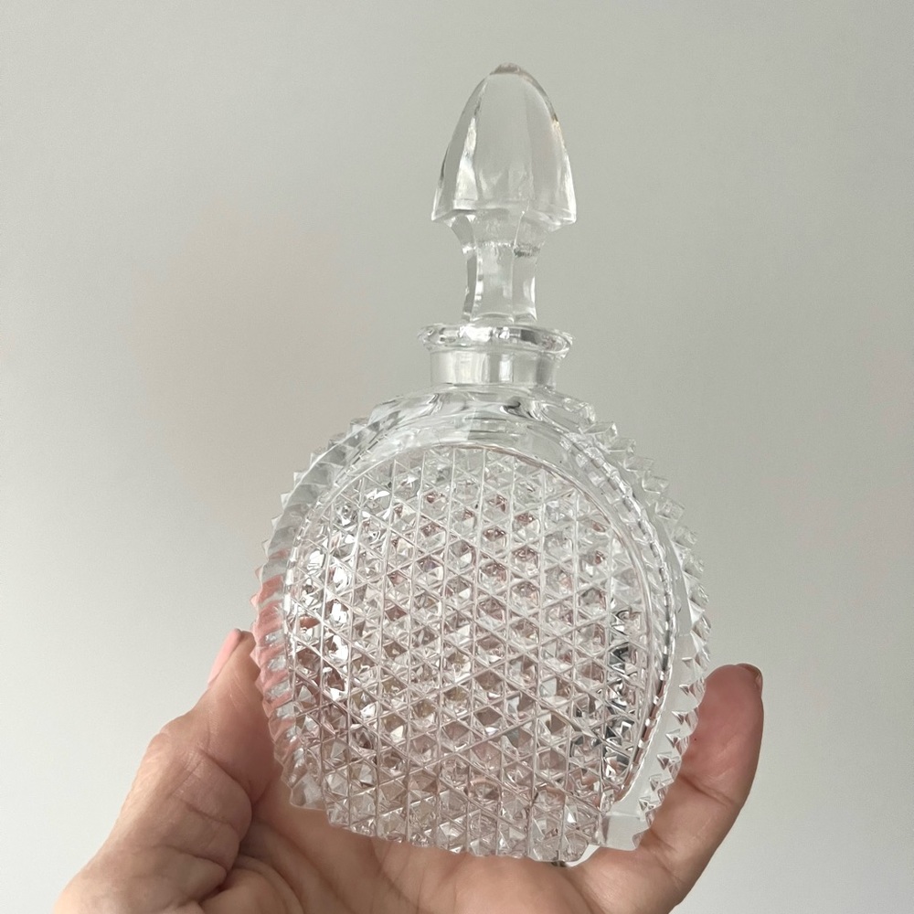 Morlee Crystal beautiful to display perfume bottle fave perfume or for d…